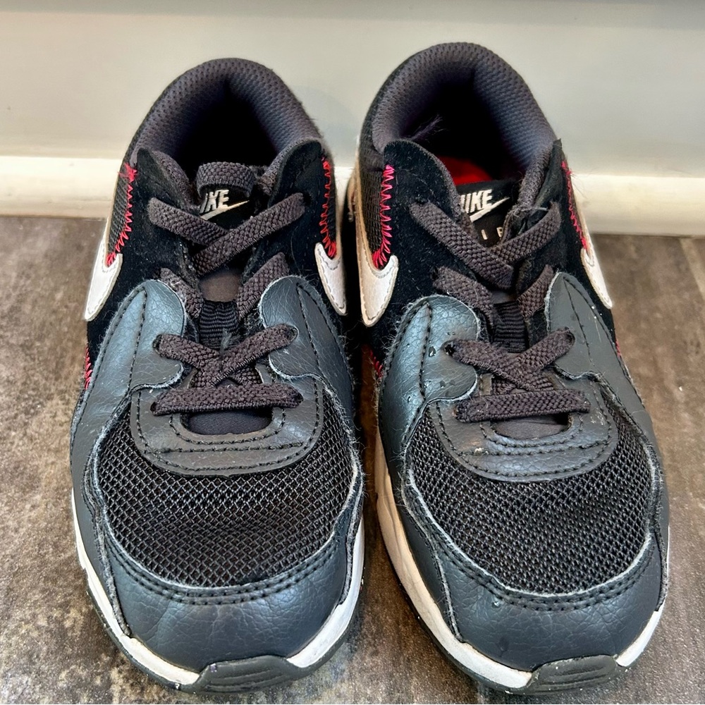 Nike Air Max Excee Boys  Black Silver Black Red Shoe Size 11.5 CD6893 202